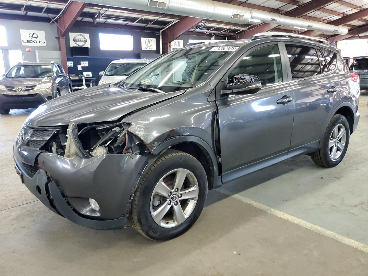Image 1 of 2015 TOYOTA RAV4 XLE 2015 with VIN JTMWFREV3FJ026435
