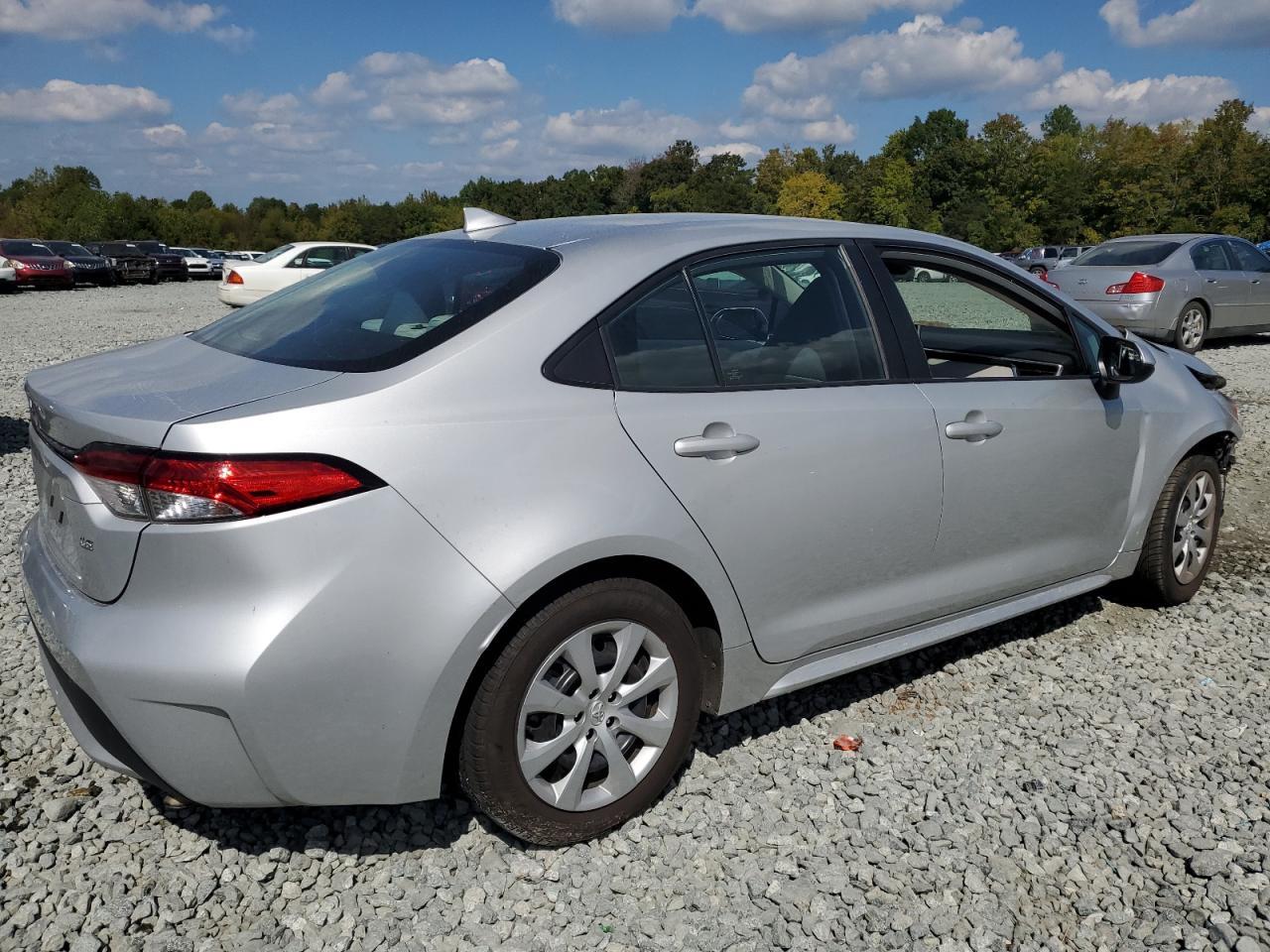 Obraz 3 z 2021 TOYOTA COROLLA LE 2021 z VIN 5YFEPMAE8MP179046