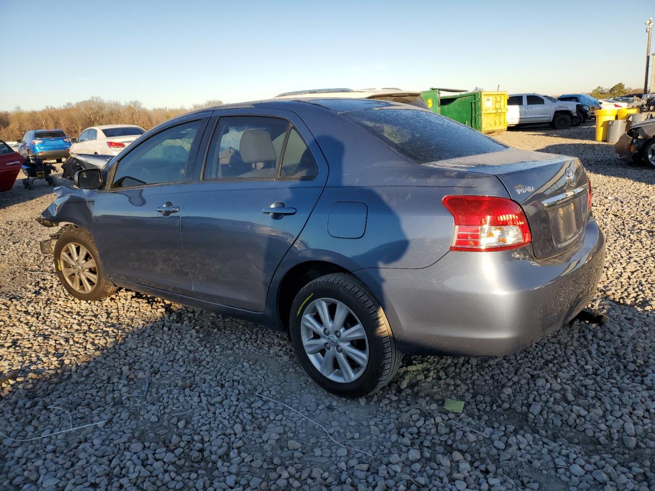 Obraz 2 z 2009 TOYOTA YARIS  2009 z VIN JTDBT903791313827