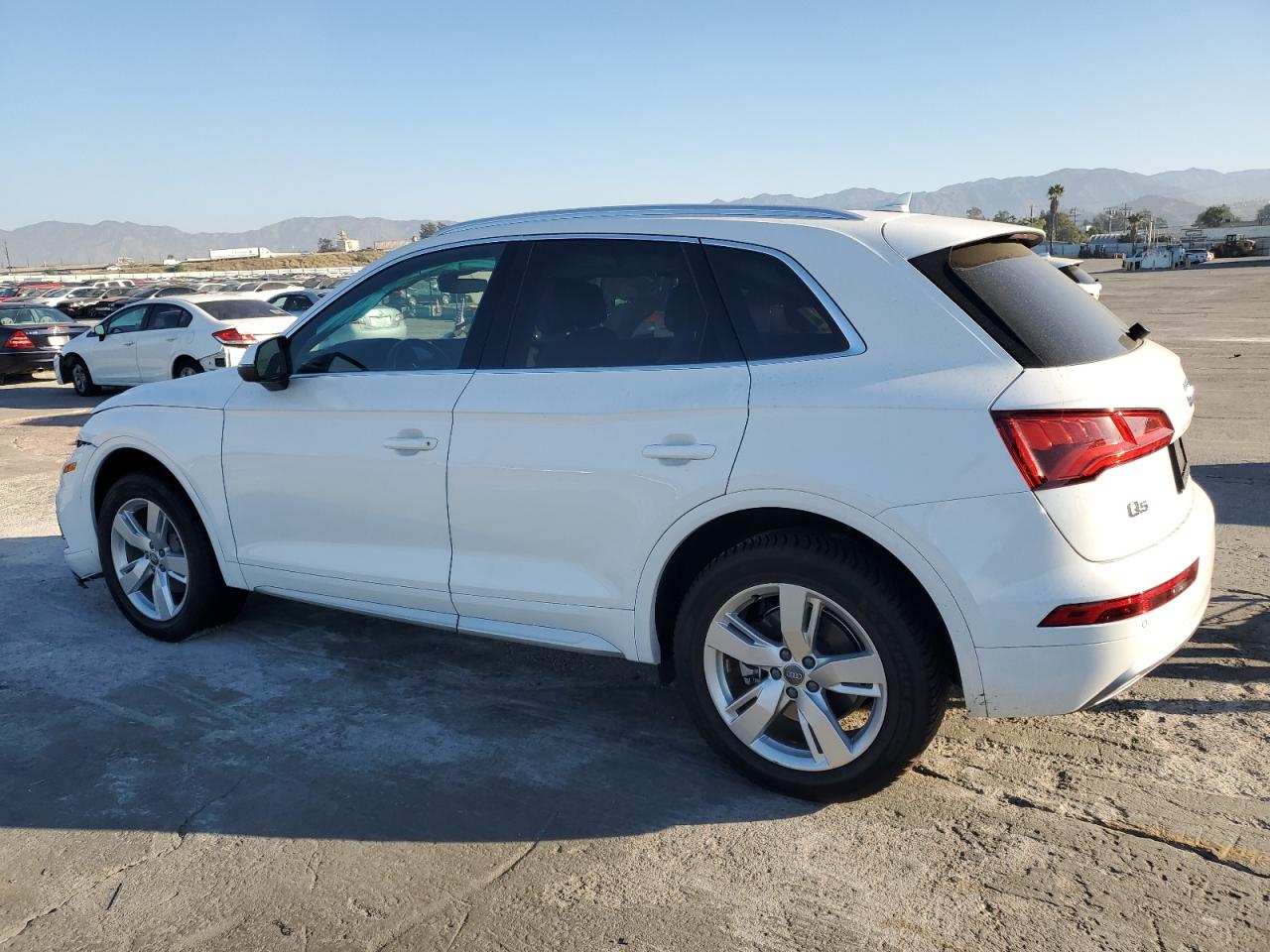Image 2 of 2018 AUDI Q5 PREMIUM PLUS 2018 with VIN WA1BNAFY2J2054963