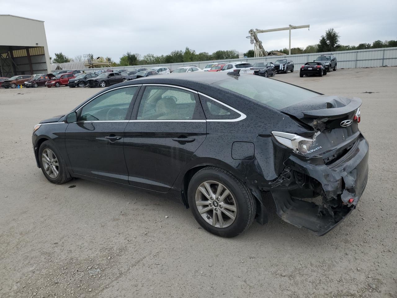 Image 2 of 2015 HYUNDAI SONATA SE 2015 with VIN 5NPE24AF9FH238127