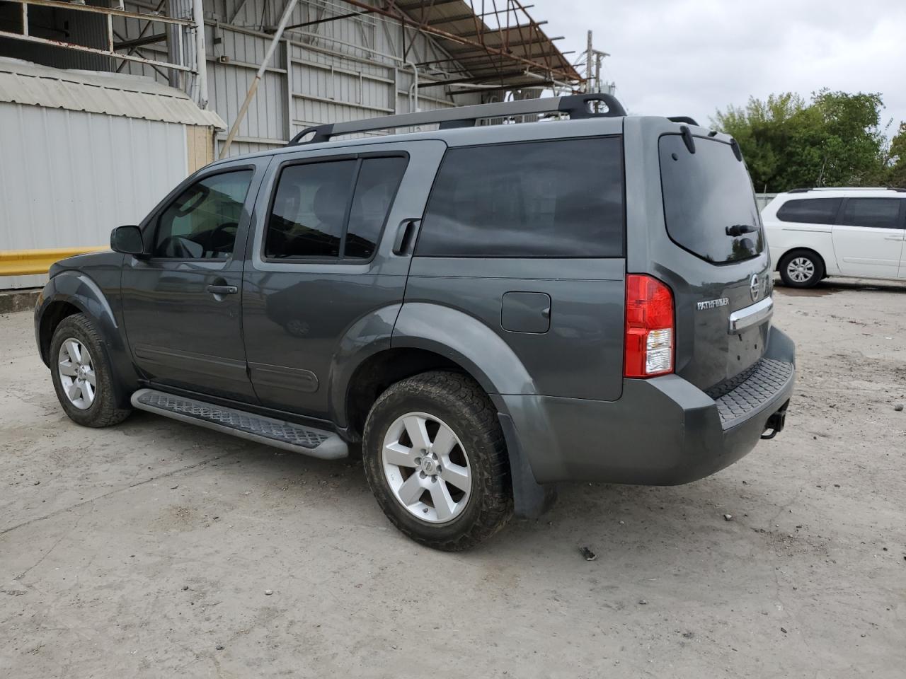 Изображение 2 2009 NISSAN PATHFINDER S 2009 с VIN 5N1AR18U99C618352