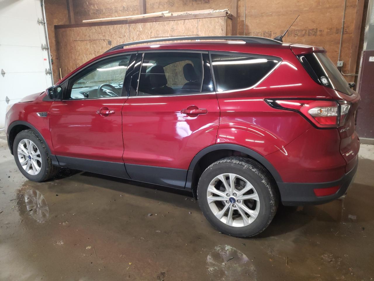 Obraz 2 z 2018 FORD ESCAPE SE 2018 z VIN 1FMCU9GD3JUC58372