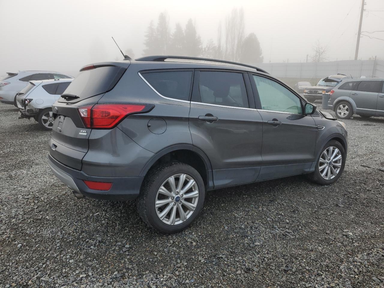 Изображение 3 2019 FORD ESCAPE SEL 2019 с VIN 1FMCU0HD9KUC48103