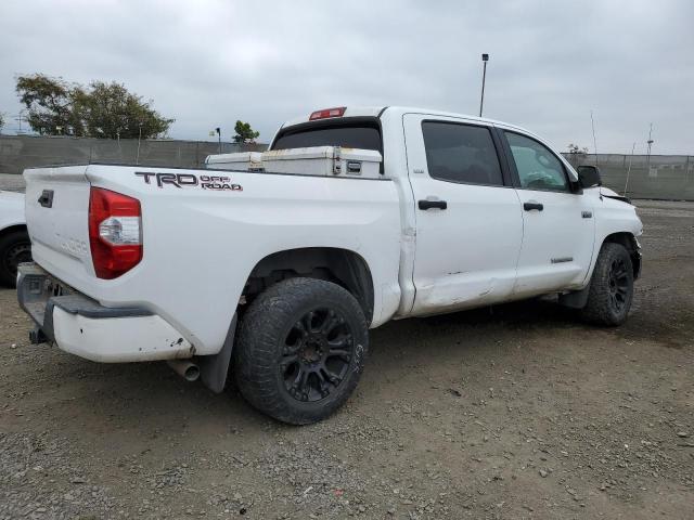 Изображение 3 2016 TOYOTA TUNDRA CREWMAX SR5 2016 с VIN 5TFEY5F1XGX197613