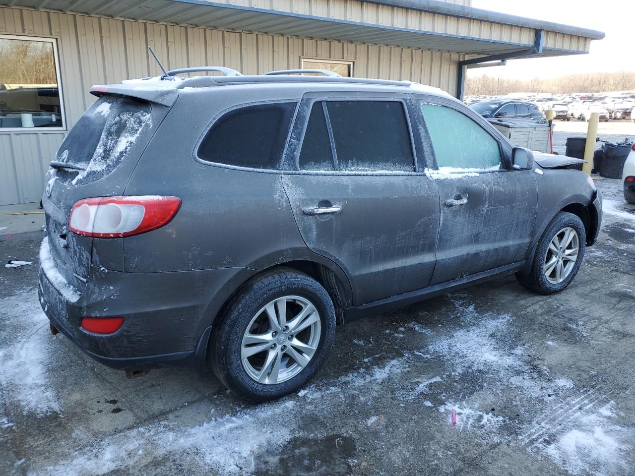 Image 3 of 2012 HYUNDAI SANTA FE LIMITED 2012 with VIN 5XYZKDAG5CG160720