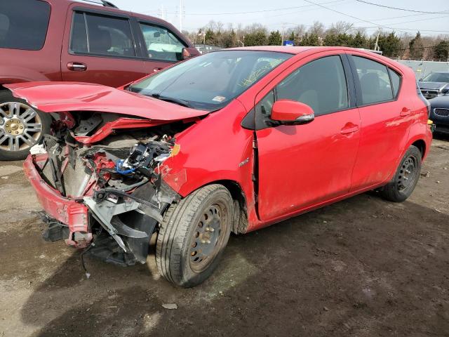 Image 1 of 2015 TOYOTA PRIUS C  2015 with VIN JTDKDTB34F1111031
