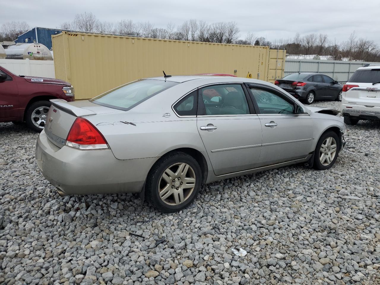 Image 3 of 2007 CHEVROLET IMPALA LTZ 2007 with VIN 2G1WU58R779309200