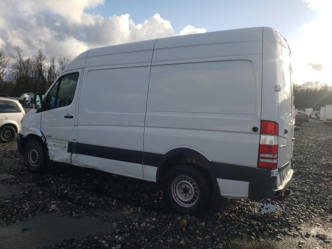 Image 2 of 2016 MERCEDES-BENZ SPRINTER 2500 2016 with VIN WD3PE7DD0GP220319