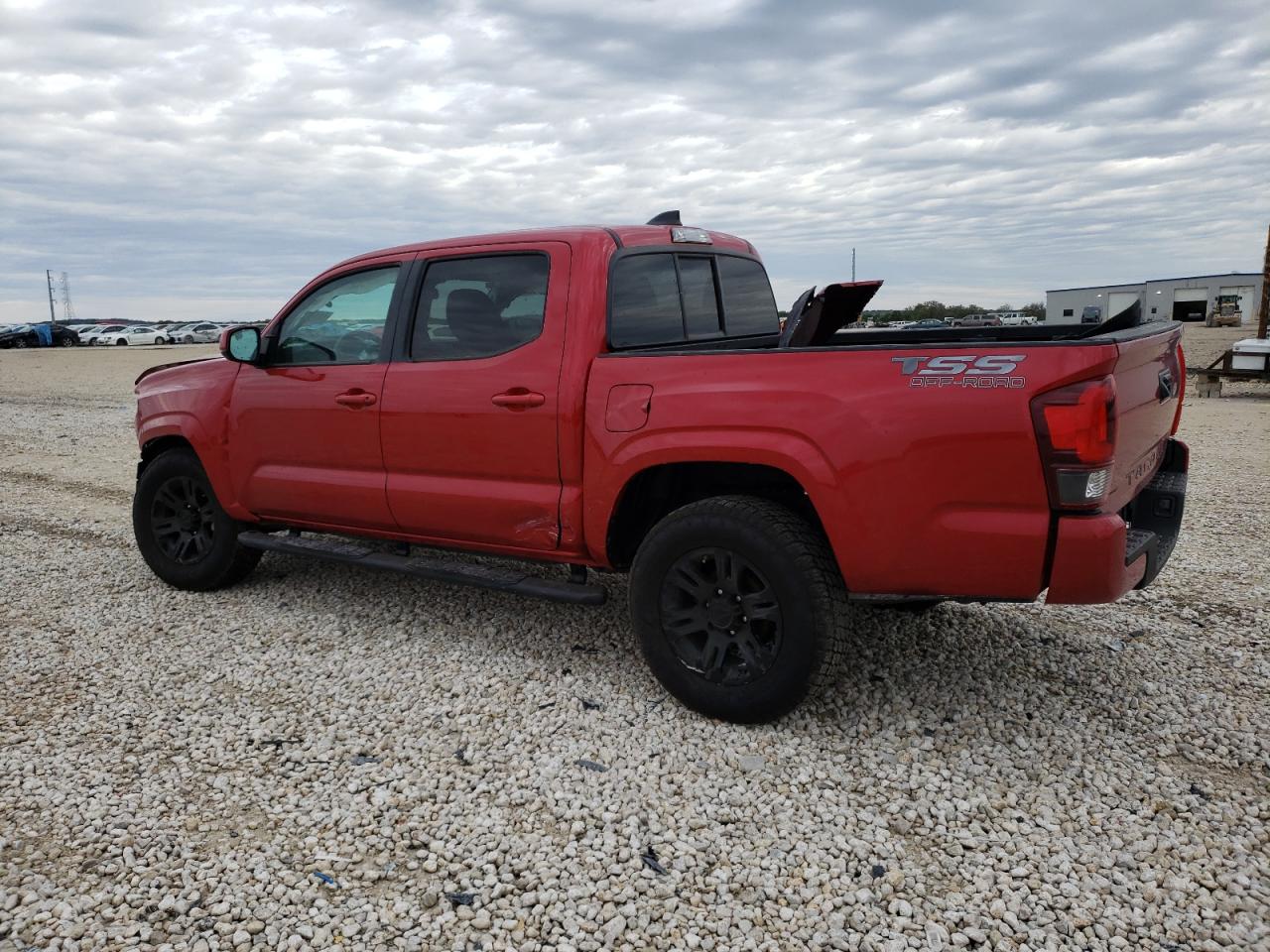 Image 2 of 2021 TOYOTA TACOMA DOUBLE CAB 2021 with VIN 3TYAX5GN9MT033634
