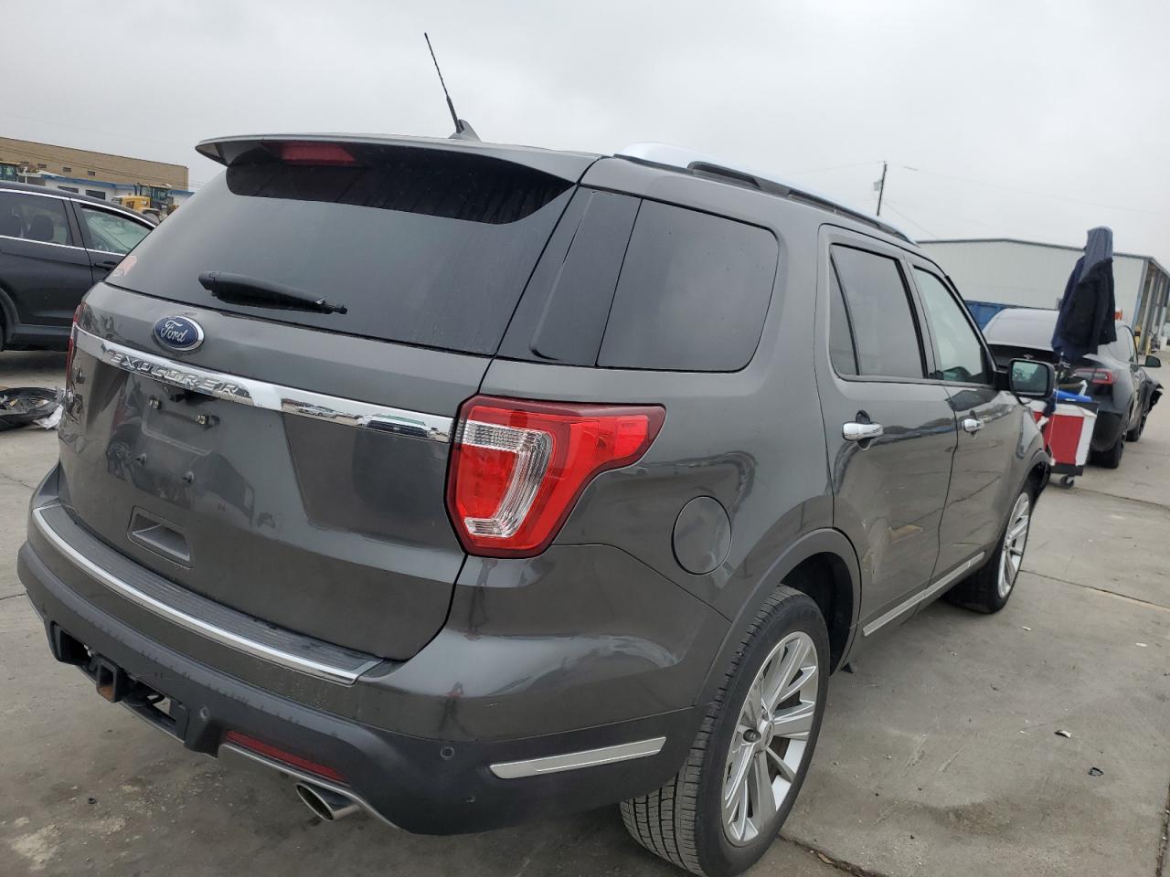 Image 3 of 2019 FORD EXPLORER LIMITED 2019 with VIN 1FM5K7F88KGA97377