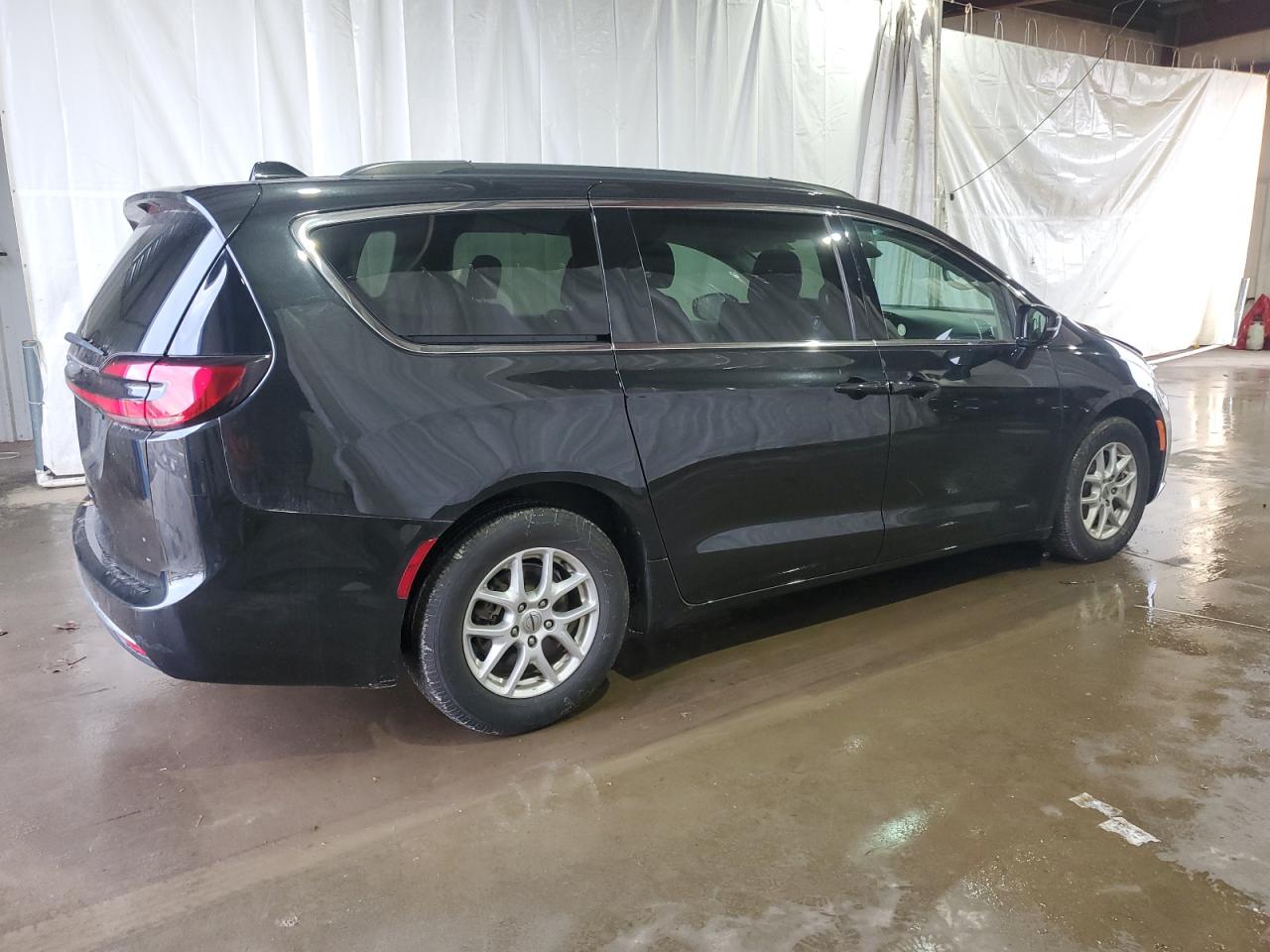 Изображение 3 2022 CHRYSLER PACIFICA TOURING L 2022 с VIN 2C4RC1BG2NR182070
