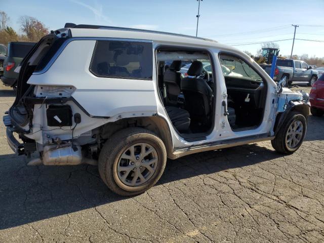Image 3 of 2023 JEEP GRAND CHEROKEE L LIMITED 2023 with VIN 1C4RJKBG1P8821520