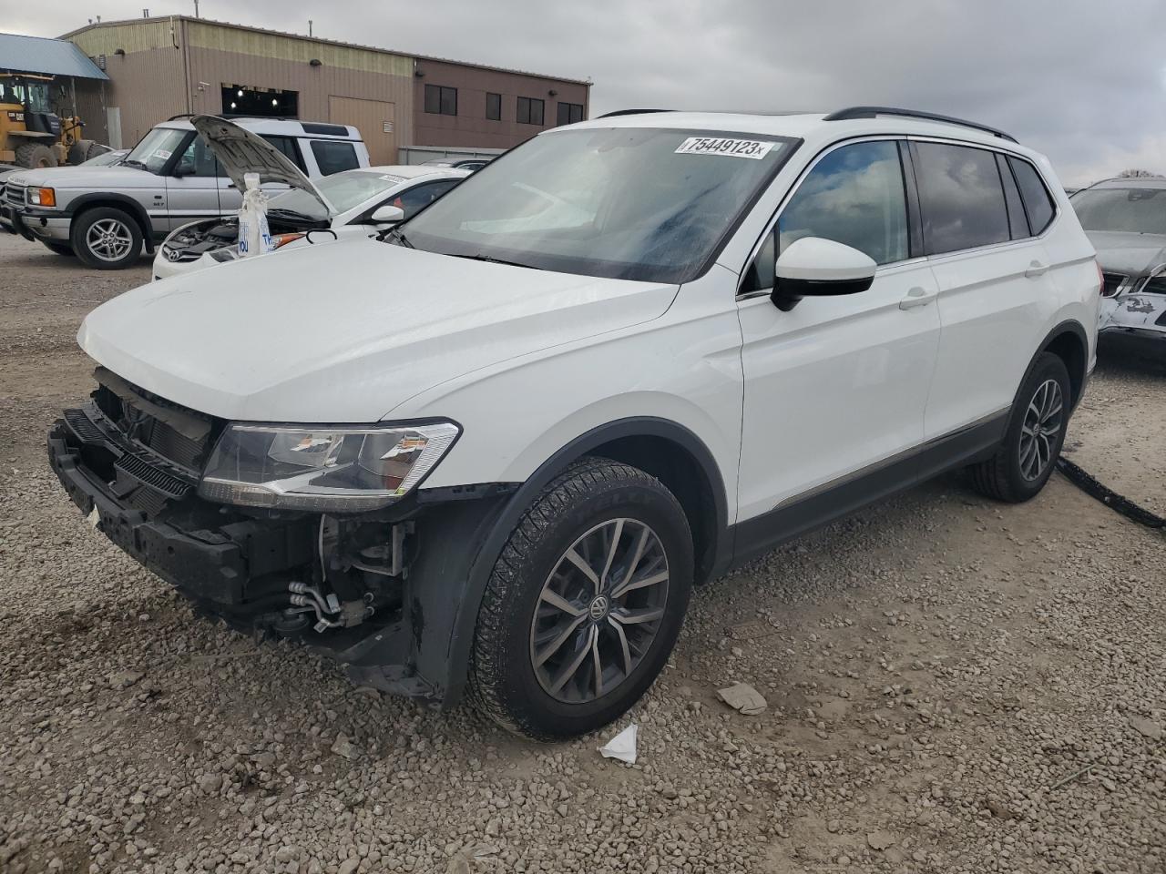 Obraz 1 z 2020 VOLKSWAGEN TIGUAN SE 2020 z VIN 3VV2B7AXXLM103596
