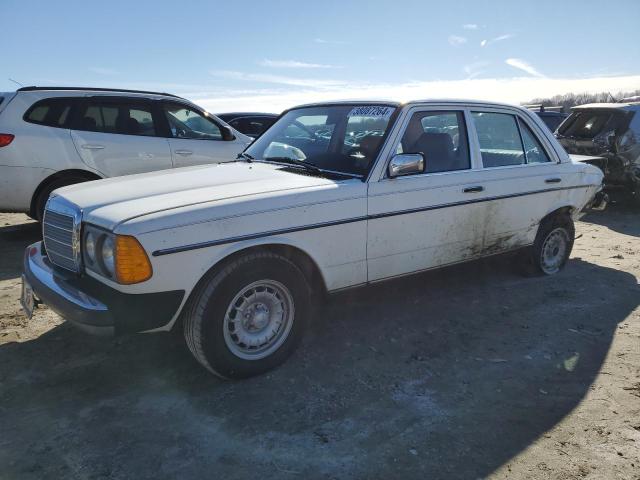Image 1 of 1984 MERCEDES-BENZ 300 DT 1984 with VIN WDBAB33AXEA087944