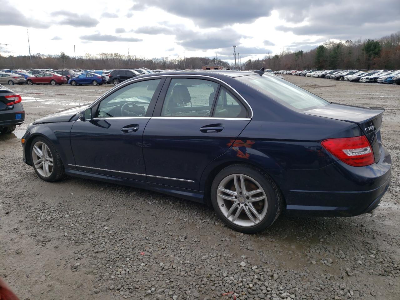 Obraz 2 z 2014 MERCEDES-BENZ C 300 4MATIC 2014 z VIN WDDGF8AB5ER311945