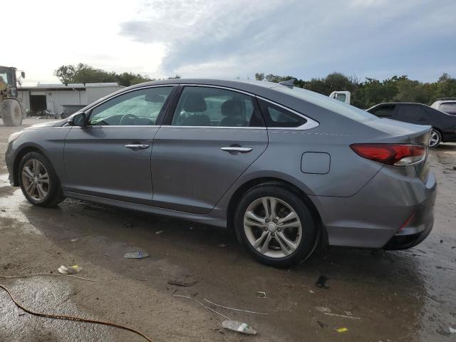 Obraz 2 z 2019 HYUNDAI SONATA LIMITED 2019 z VIN 5NPE34AF4KH806260