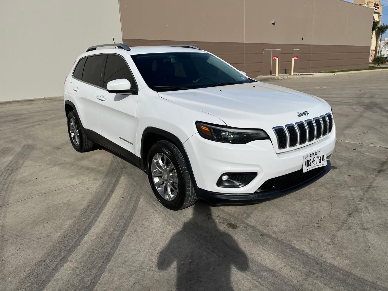 Image 1 of 2019 JEEP CHEROKEE LATITUDE PLUS 2019 with VIN 1C4PJLLB9KD205662