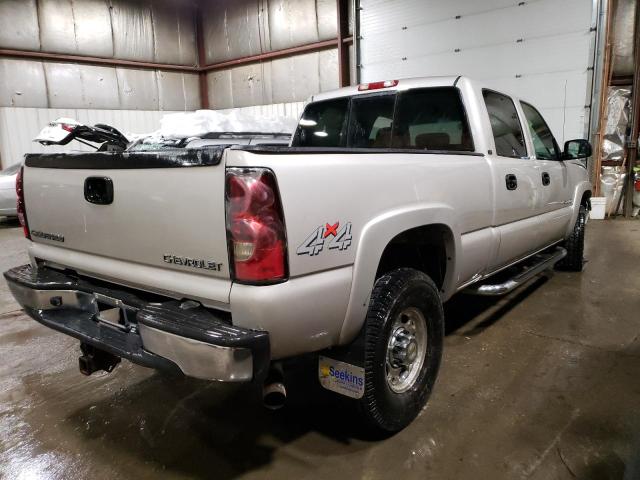 Image 3 of 2004 CHEVROLET SILVERADO K2500 HEAVY DUTY 2004 with VIN 1GCHK23UX4F179674