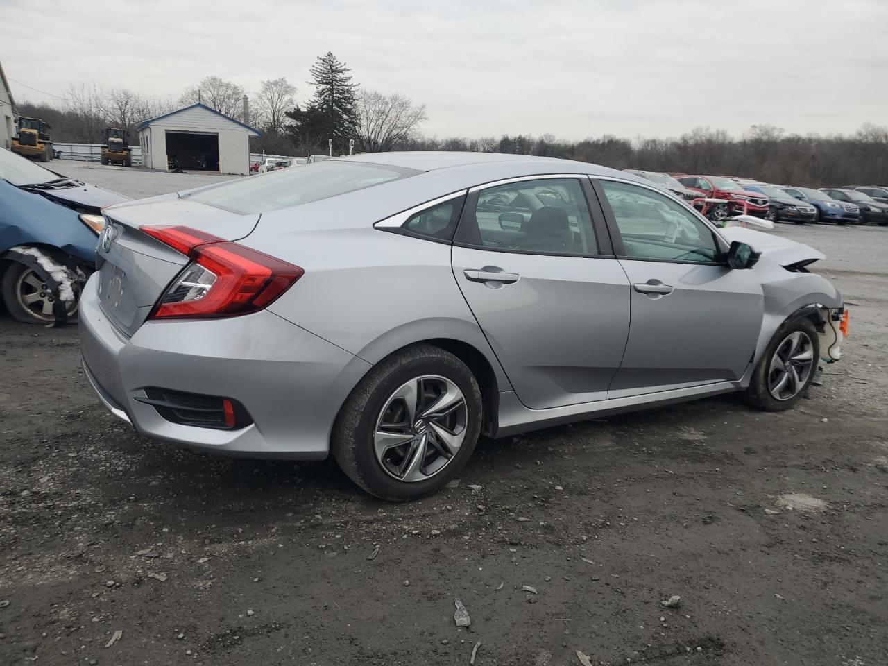 Obraz 3 z 2019 HONDA CIVIC LX 2019 z VIN 2HGFC2F63KH570499