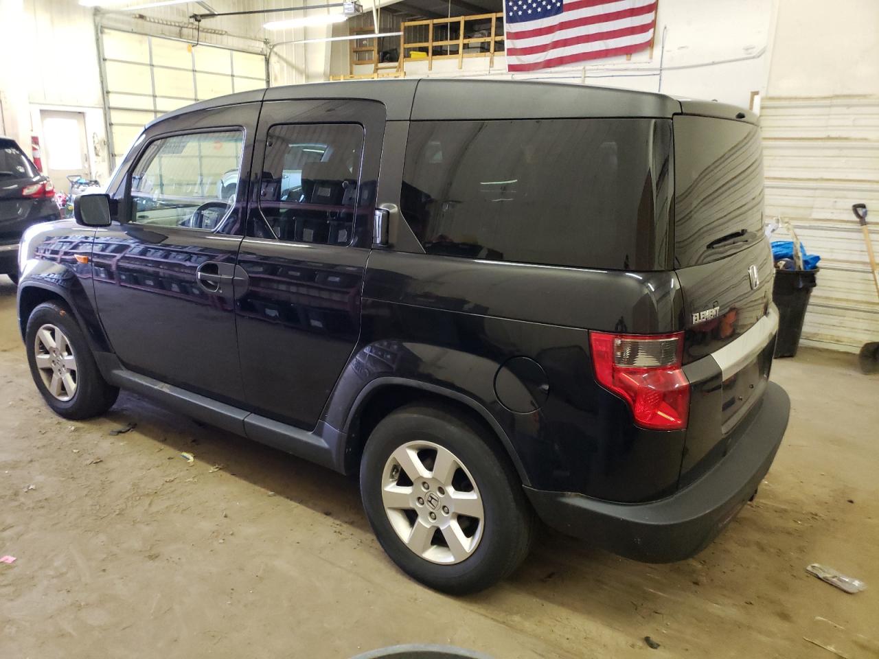 Image 2 of Honda Element Ex 2010 with VIN 5J6YH2H73AL008760