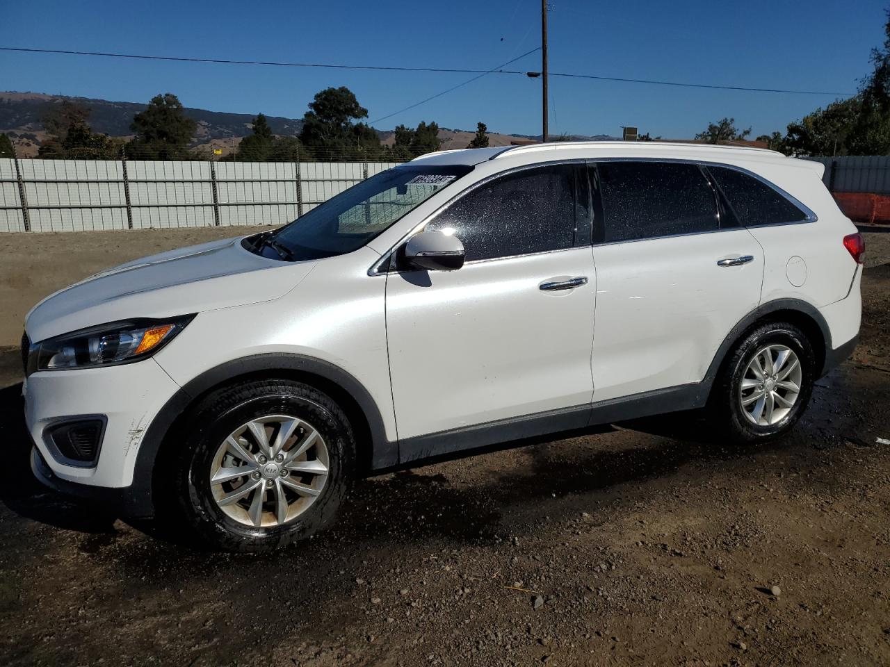 Изображение 1 2016 KIA SORENTO LX 2016 с VIN 5XYPG4A39GG078307