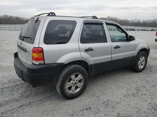 Image 3 of 2005 FORD ESCAPE XLT 2005 with VIN 1FMYU93145KC96079