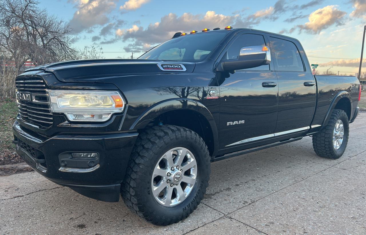 Изображение 2 2020 RAM 2500 LARAMIE 2020 с VIN 3C6UR5FL3LG217524