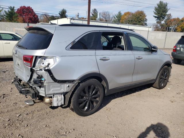 Изображение 3 2019 KIA SORENTO LX 2019 с VIN 5XYPGDA53KG591904