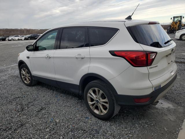 Image 2 of 2019 FORD ESCAPE SE 2019 with VIN 1FMCU0GD5KUA65380