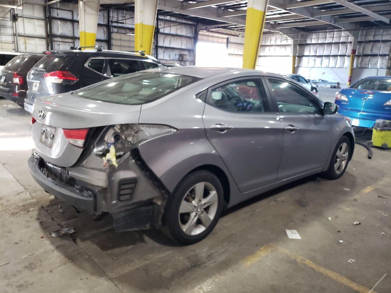 Изображение 3 2013 HYUNDAI ELANTRA GLS 2013 с VIN KMHDH4AE0DU833593