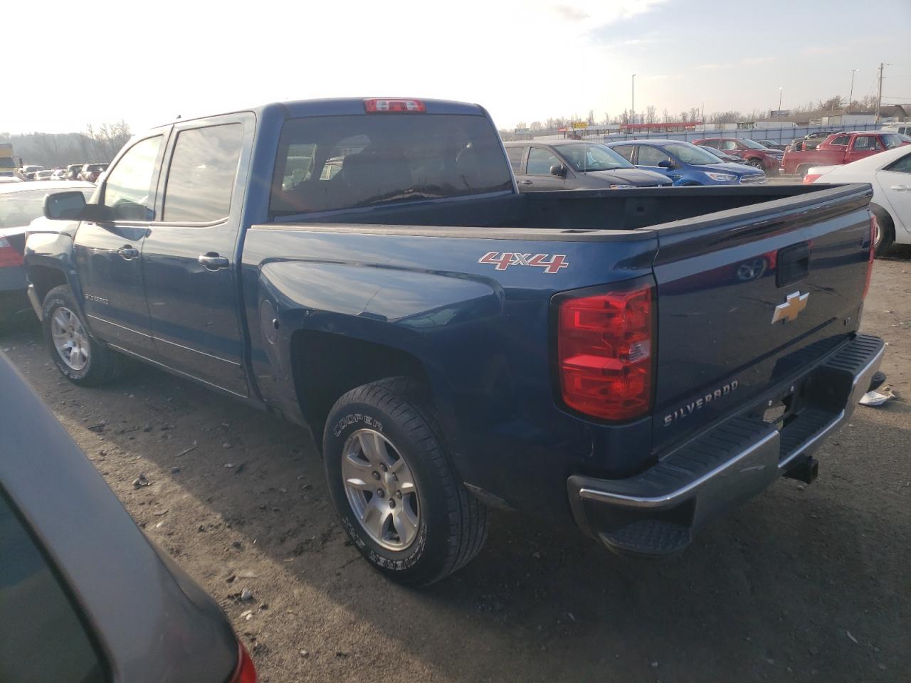 Изображение 2 2017 CHEVROLET SILVERADO K1500 LT 2017 с VIN 3GCUKREC9HG130269