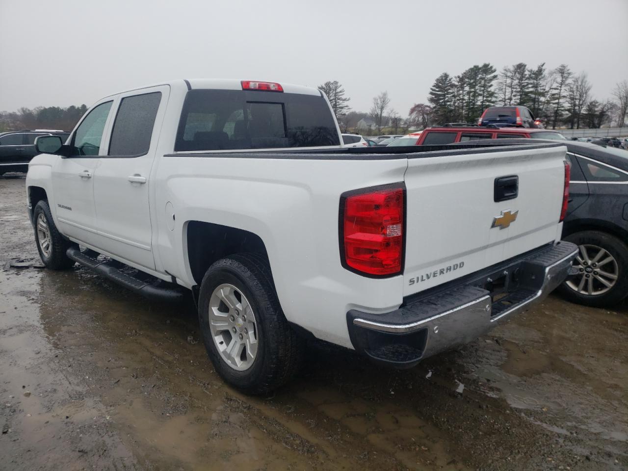 Image 2 of 2015 CHEVROLET SILVERADO K1500 LT 2015 with VIN 3GCUKREC9FG511777