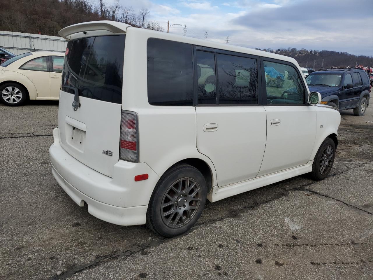 Obraz 3 z 2006 TOYOTA SCION XB 2006 z VIN JTLKT324X64096226
