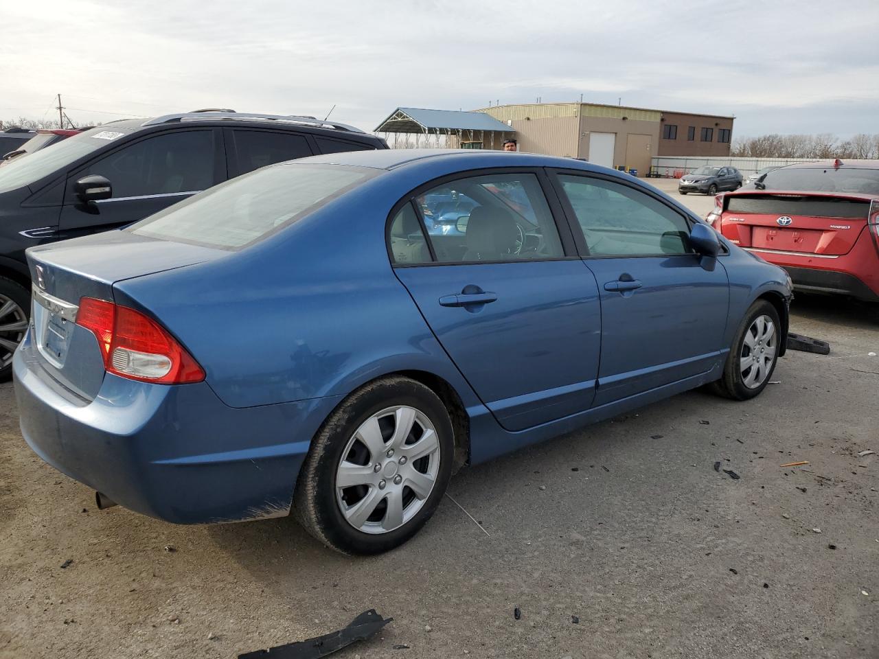 Image 3 of 2011 HONDA CIVIC LX 2011 with VIN 2HGFA1F57BH541935