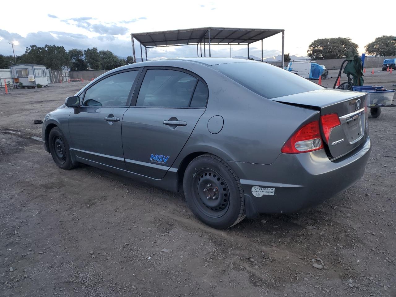 Изображение 2 2010 HONDA CIVIC GX 2010 с VIN 19XFA4F59AE000685