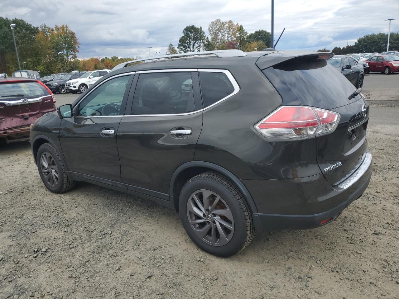 Image 2 of 2016 NISSAN ROGUE S 2016 with VIN 5N1AT2MV9GC883968