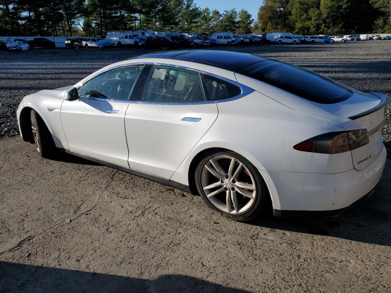 Image 2 of 2012 TESLA MODEL S  2012 with VIN 5YJSA1DP8CFF00032
