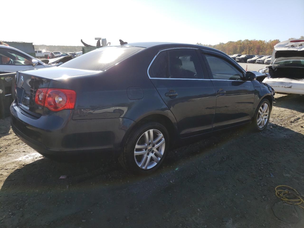 Obraz 3 z 2007 VOLKSWAGEN JETTA 2.5 OPTION PACKAGE 1 2007 z VIN 3VWSF71K77M010626