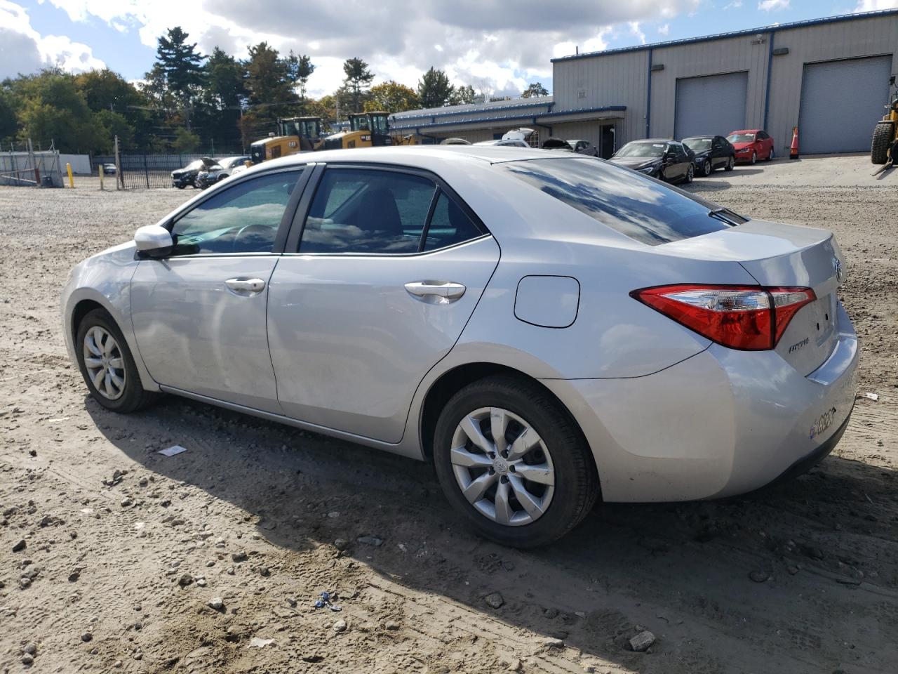 Image 2 of 2015 TOYOTA COROLLA L 2015 with VIN 2T1BURHE7FC467819