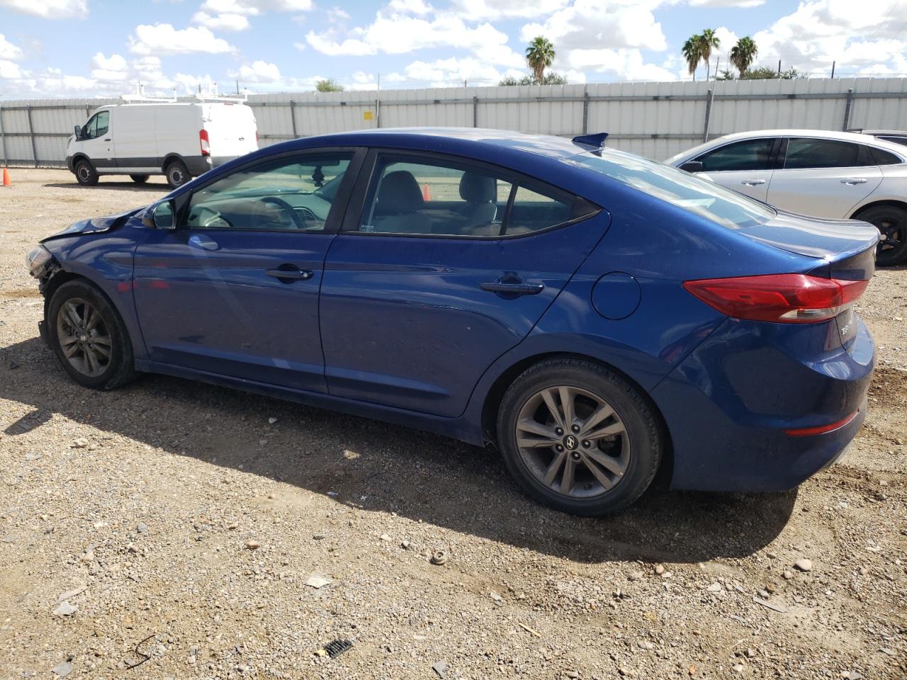 Изображение 2 2018 HYUNDAI ELANTRA SEL 2018 с VIN 5NPD84LF4JH237130