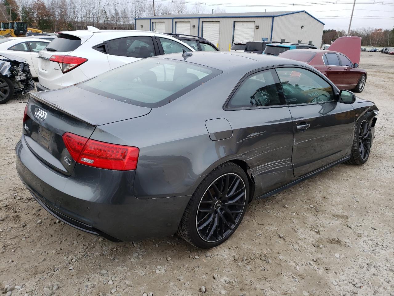 Изображение 3 2017 AUDI A5 SPORT 2017 с VIN WAUD2AFR8HA001536