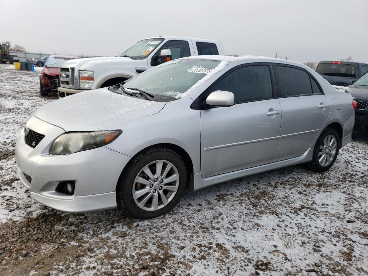 Obraz 1 z 2010 TOYOTA COROLLA BASE 2010 z VIN 1NXBU4EE2AZ215104