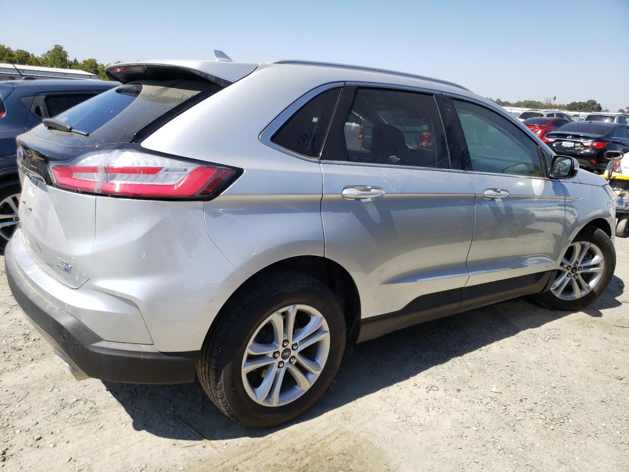 Image 3 of 2019 FORD EDGE SEL 2019 with VIN 2FMPK4J95KBB93319