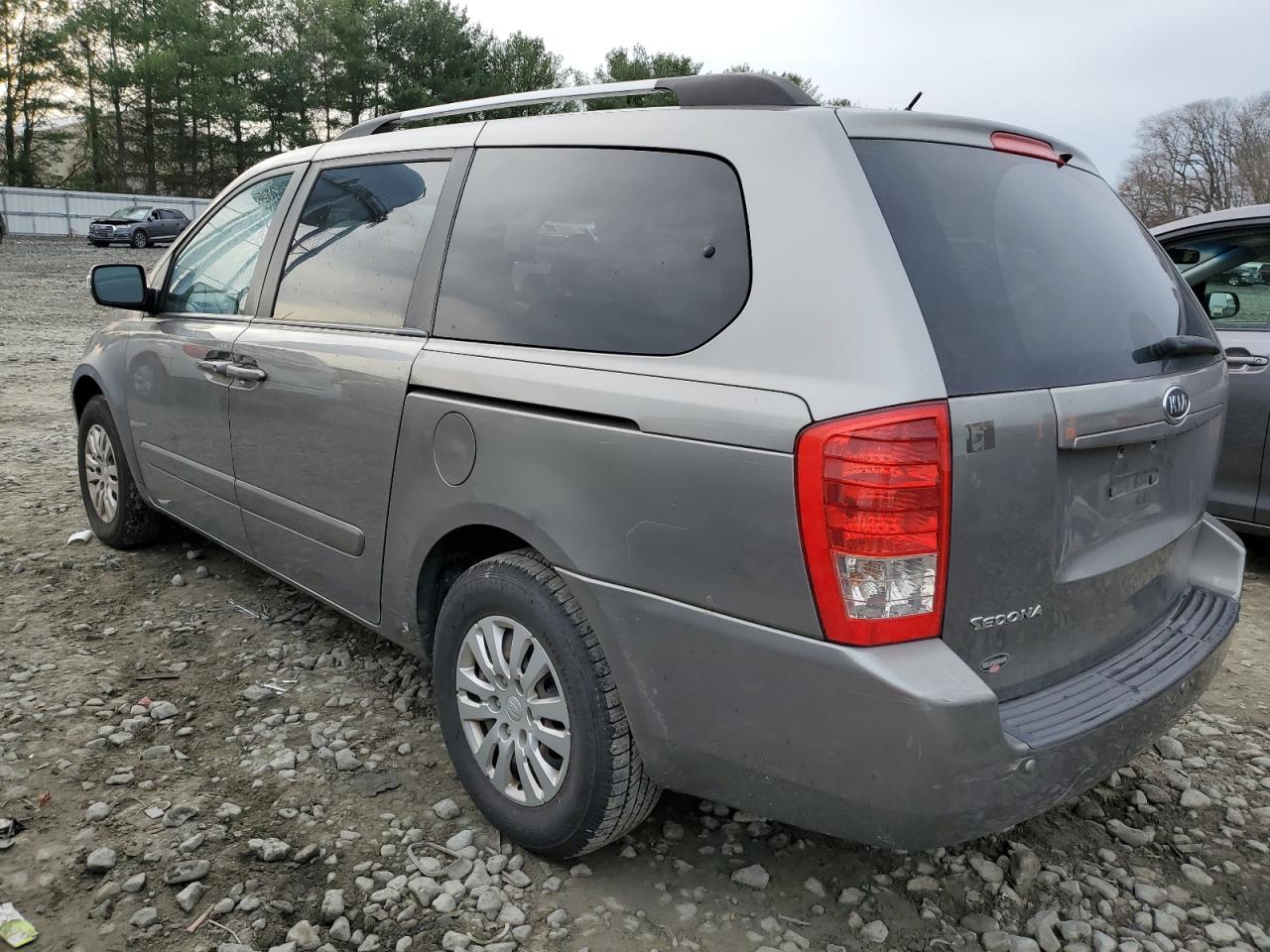 Изображение 2 2012 KIA SEDONA LX 2012 с VIN KNDMG4C79C6427448