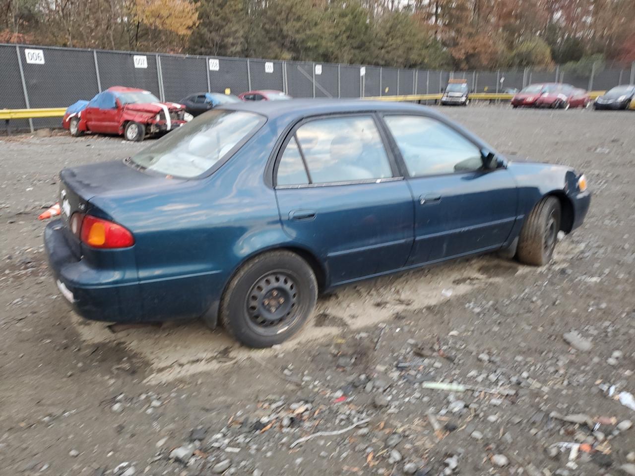 Изображение 3 2002 TOYOTA COROLLA CE 2002 с VIN 2T1BR18E32C556011