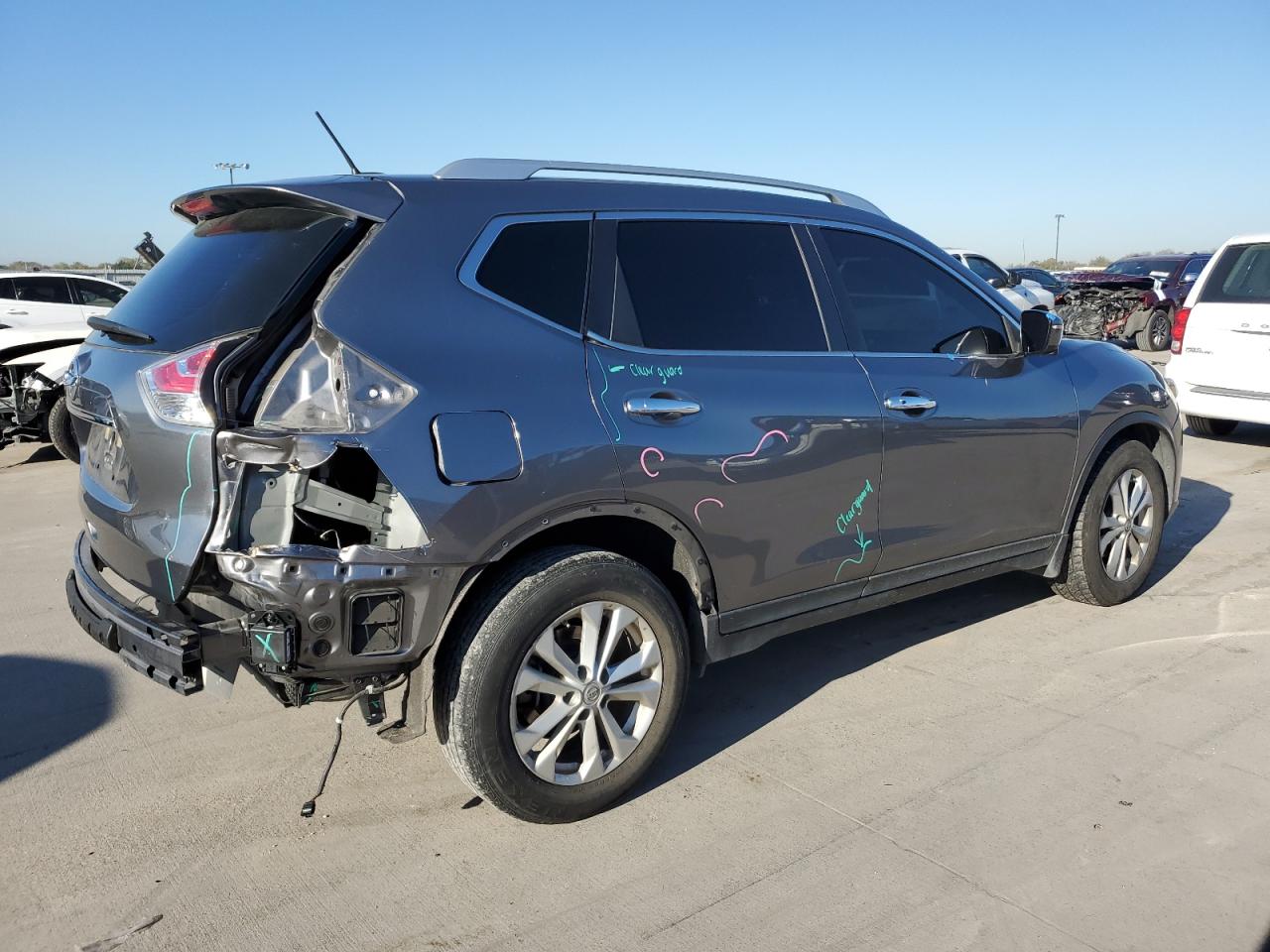 Obraz 3 z 2016 NISSAN ROGUE S 2016 z VIN KNMAT2MT8GP613545