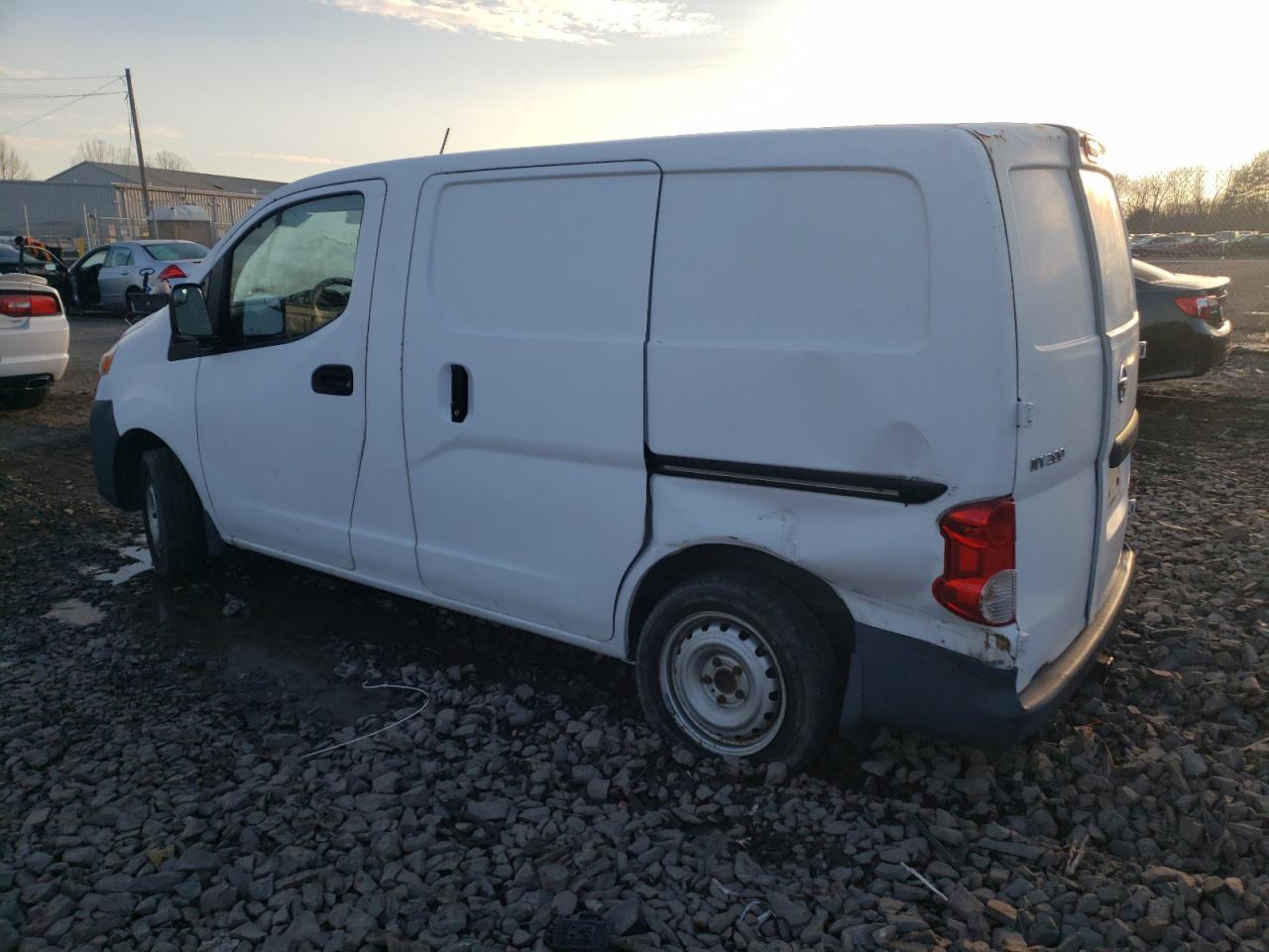Изображение 2 2017 NISSAN NV200 2.5S 2017 с VIN 3N6CM0KNXHK695423