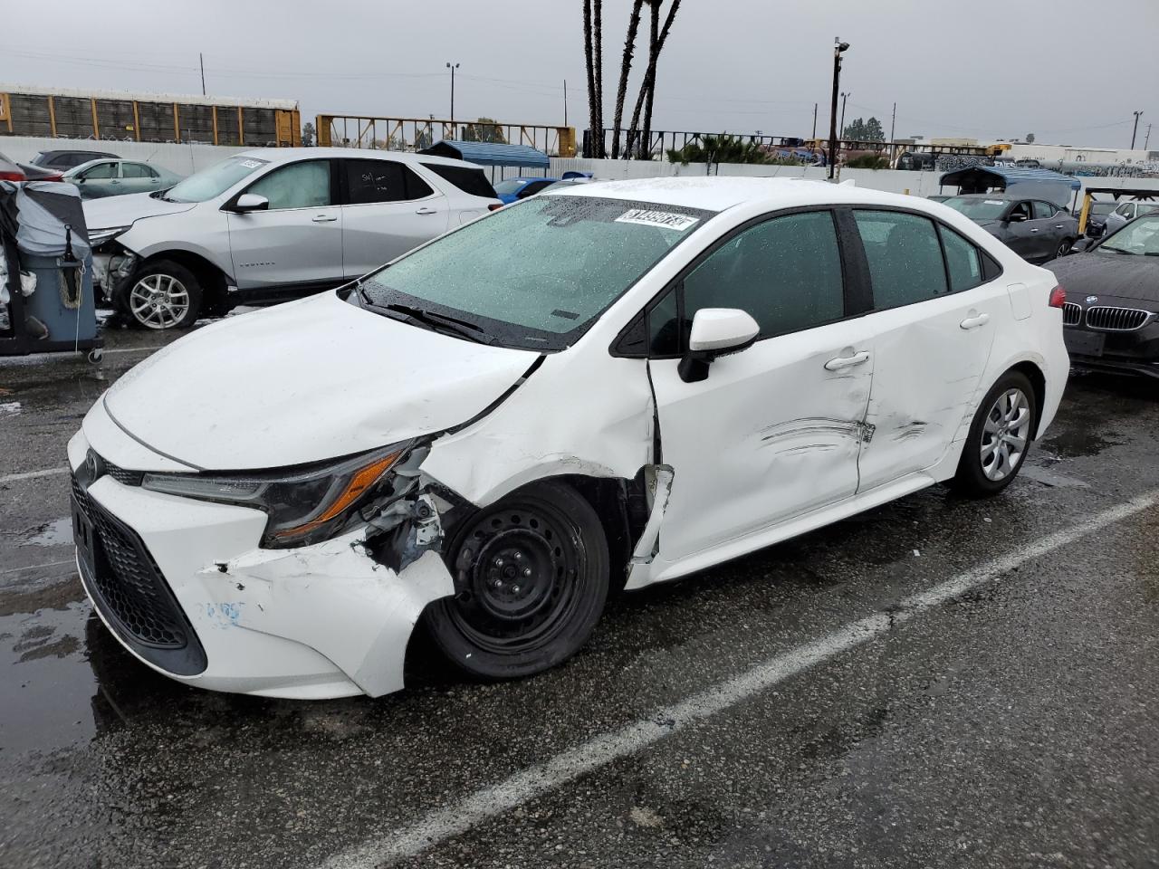 Obraz 1 z 2020 TOYOTA COROLLA LE 2020 z VIN 5YFEPRAE6LP110867