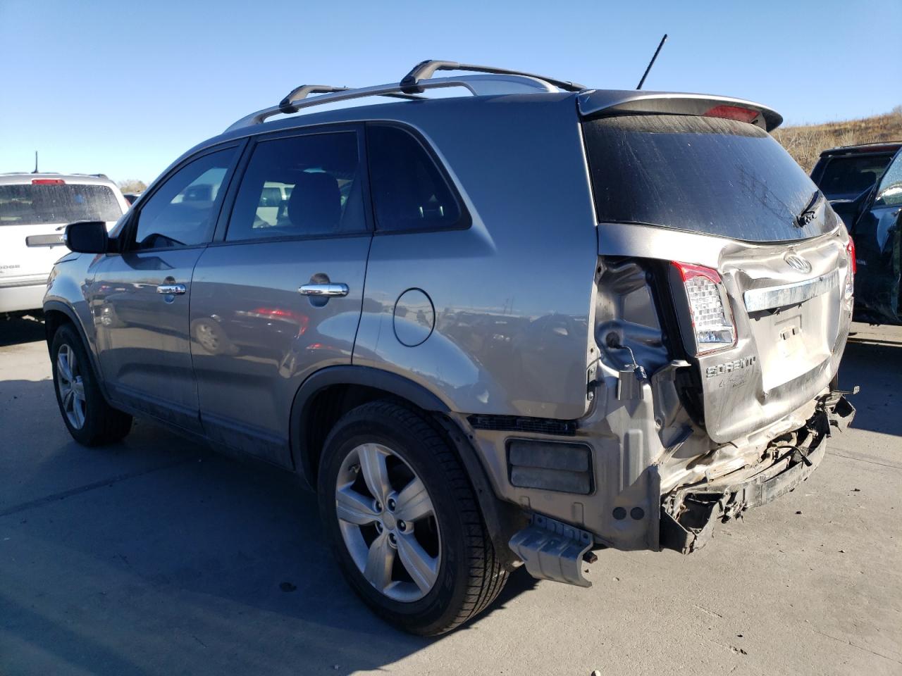 Изображение 2 2012 KIA SORENTO EX 2012 с VIN 5XYKUDA26CG275567